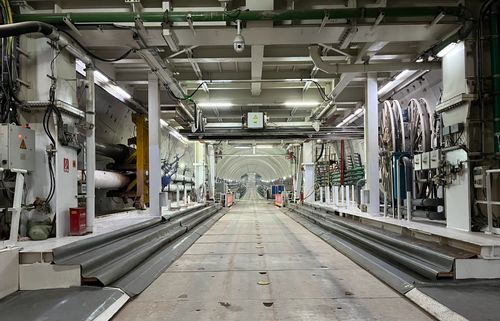 皖江首條過江隧道南岸順利抵達(dá)，工程技術(shù)服務(wù)護(hù)航超級(jí)工程